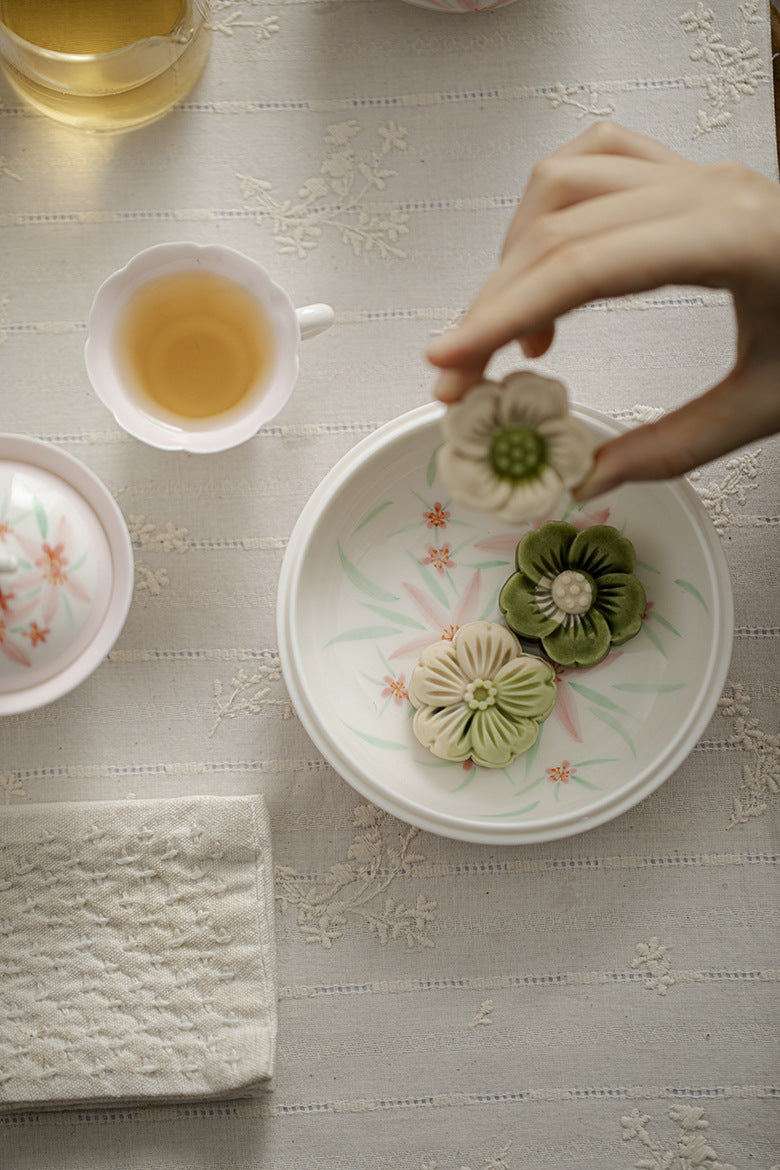 Ceramic pot bearing creative hand-painted flower dry bubble dish water storage tea table household fruit dish Dim sum dish tea ceremony accessories