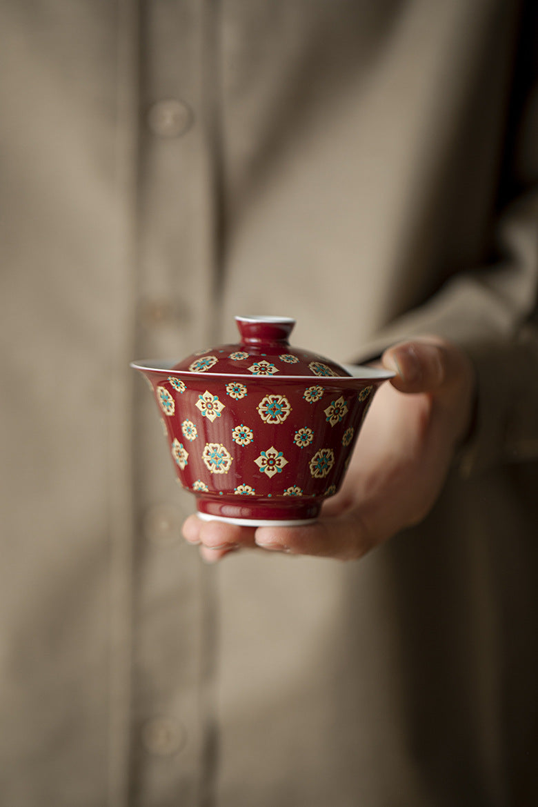 Red pipa pattern covered bowl, pure handmade ceramic tea cup, retro kung fu tea set, not hot to the touch
