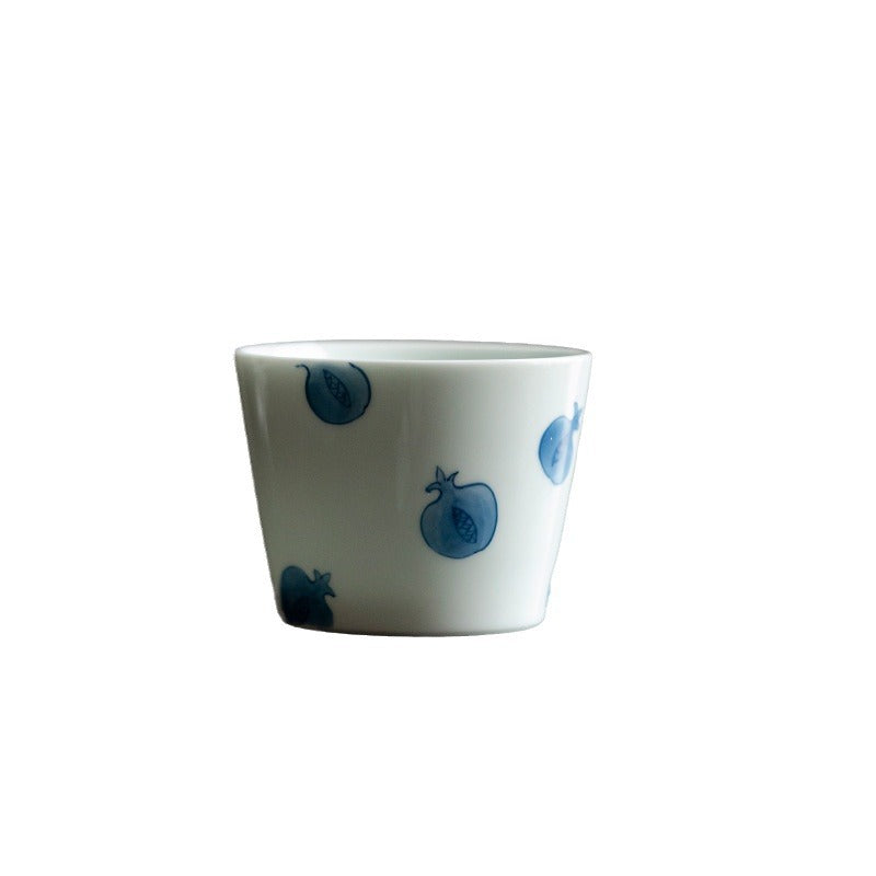 Blue and white hand-painted pomegranate household tea cup, single retro tasting cup, Kung Fu tea