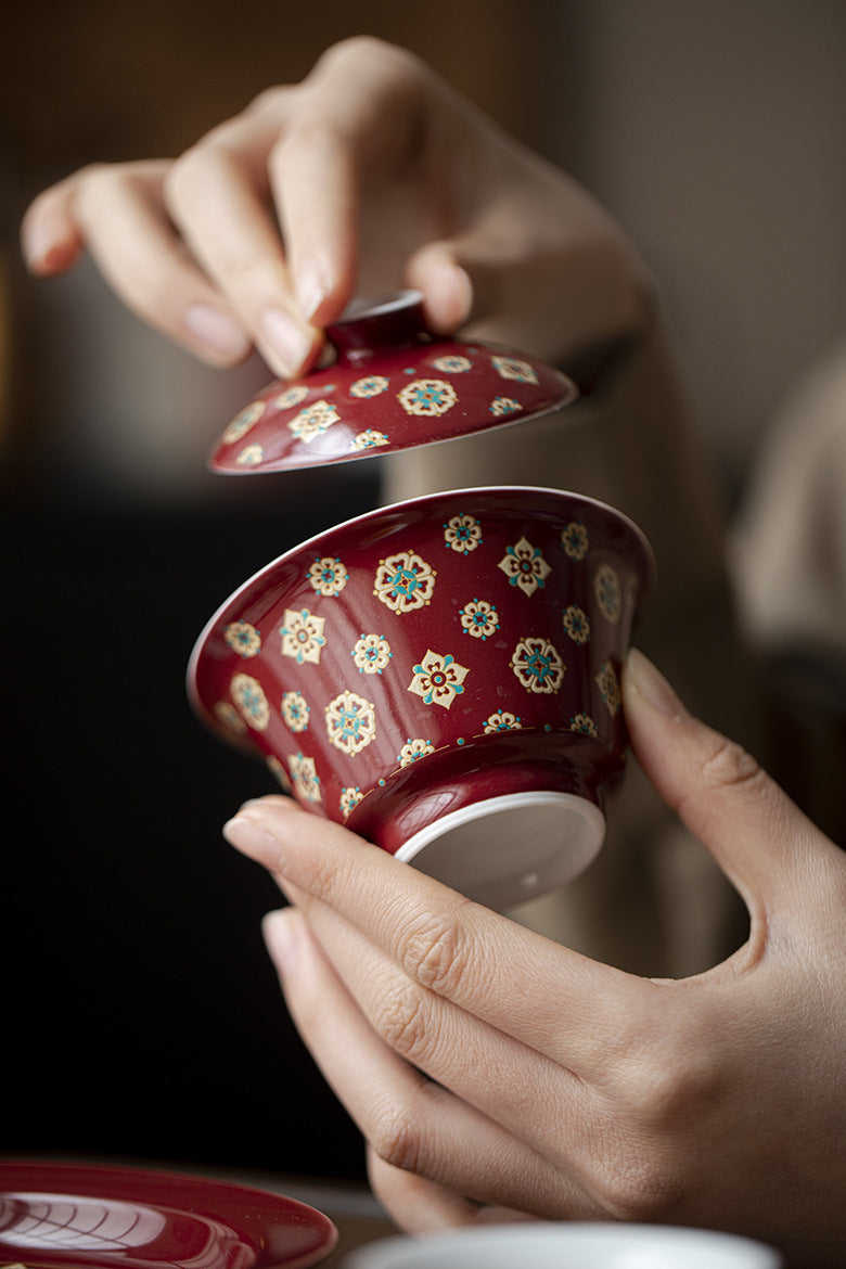 Red pipa pattern covered bowl, pure handmade ceramic tea cup, retro kung fu tea set, not hot to the touch
