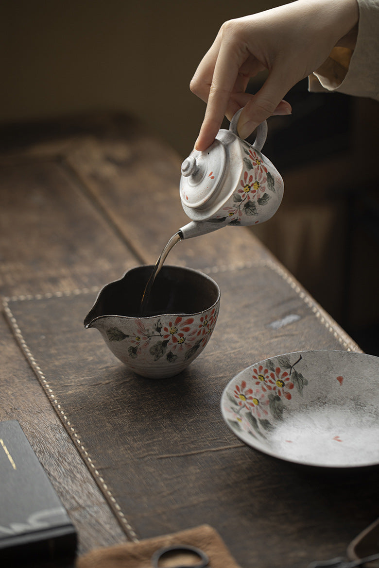 Wind powder tea pot hand-painted underglaze color tea pot single pot Kung Fu tea set for home use
