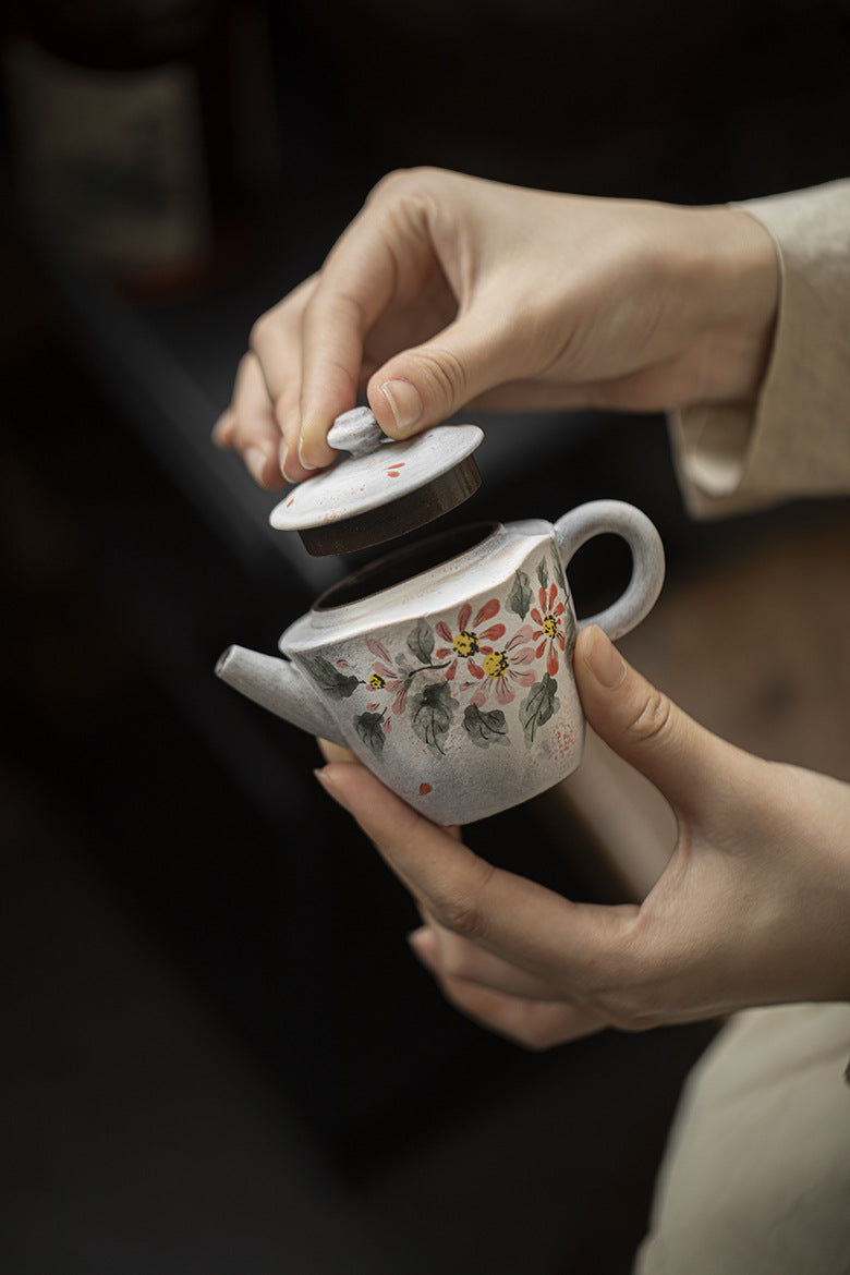 Wind powder tea pot hand-painted underglaze color tea pot single pot Kung Fu tea set for home use